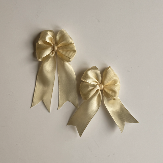 cream mini hair bows